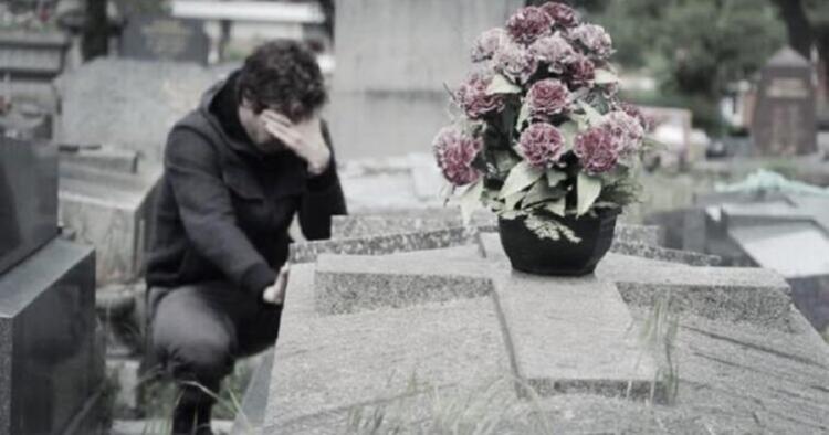 Ο άντρας που θα παντρευόμουν πέθανε. Πέρασαν 19 χρόνια, παντρεύτηκα άλλον, αλλά ακόμα πονάω