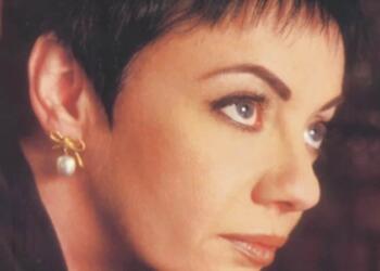 «Δεν ήθελε να στεναχωρήσει τα παιδιά της…» – Μαθεύτηκε 22 χρόνια μετά το θάνατο της Μαλβίνας Κάραλη