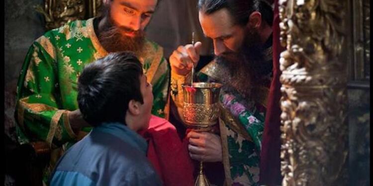 Πως νηστεύουν τα παιδιά έως 12 ετών πριν Κοινωνήσουν;