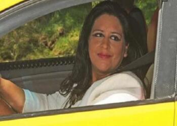 Η ιστορία της Ηλέκτρας: «Μεγάλωσα το παιδί μου μόνη μέσα σε ένα ταξί. Σήμερα έχω ολόκληρο στόλο, δεν εργάζομαι όπως παλιά»