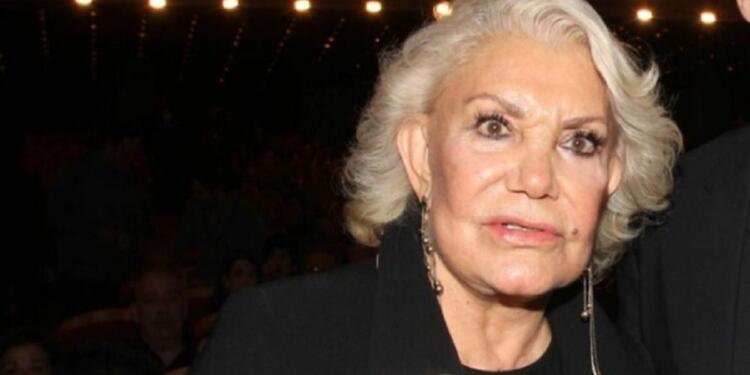 Ξεσπά η Μαρινέλλα: «Γεμίσαμε ξεβρακωμένες γκόμενες με εξτένσιον που τραγουδάνε playback»