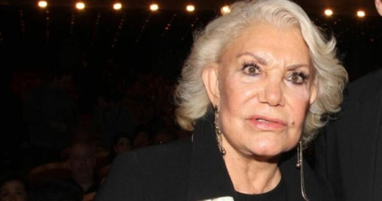 Ξεσπά η Μαρινέλλα: «Γεμίσαμε ξεβρακωμένες γκόμενες με εξτένσιον που τραγουδάνε playback»