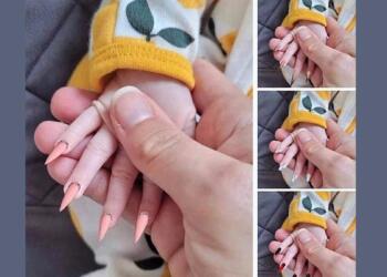 Μάνα φτιάχνει ψεύτικα μυτερά νύχια στο μωρό της αδιαφορώντας για το πόσο επικίνδυνα είναι