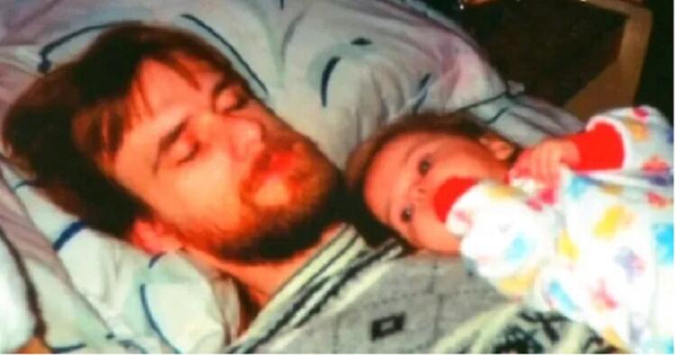 Έψαχνε την κόρη του για 16 ολόκληρα χρόνια! Το ΆΣΧΗΜΟ της υπόθεσης είναι το τι του έκαναν οι ανάδοχοι γονείς…