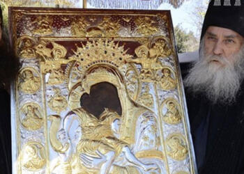 Στην Αθήνα η εικόνα της Παναγίας «Άξιον Εστί» από το Άγιο Όρος – Μεγάλη ευλογία