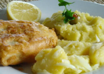 Γιατί τρώμε μπακαλιάρο με σκορδαλιά την 25η Μαρτίου – Πώς καθιερώθηκε το έθιμο στην Ελλάδα