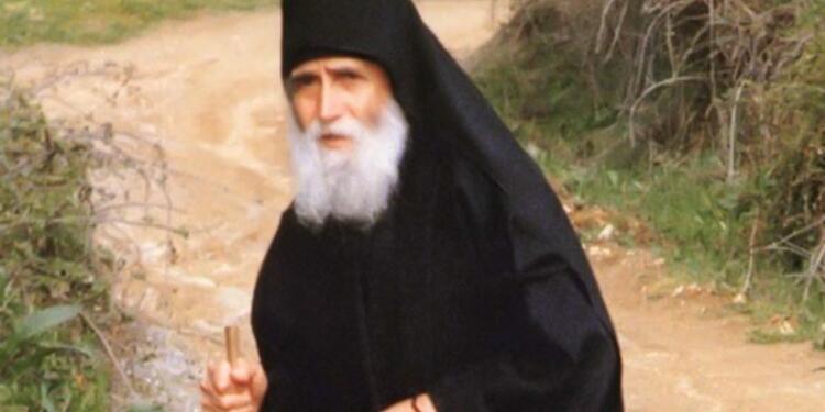 Άγιος Παΐσιος: Αυτός είναι το φοβερό όπλο κατά του διαβόλου