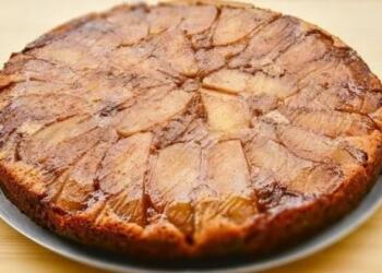 Ανάποδη νηστίσιμη μηλόπιτα χωρίς βούτυρο, αυγά και ζάχαρη, από τον Γιώργο Γεράρδο!