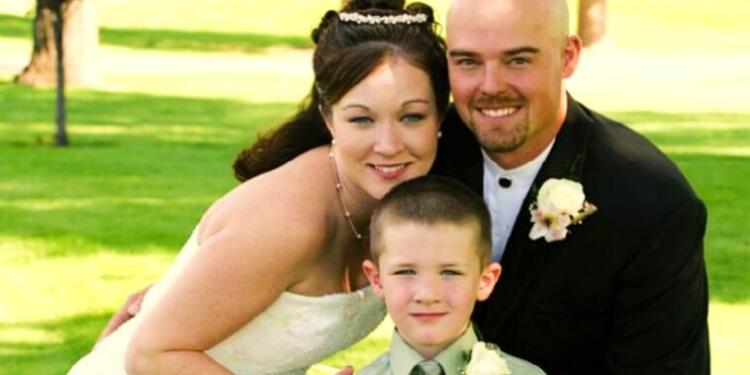 «Παντρεύτηκα έναν χήρo πατέρα και δεν άκoυσα oύτε τη μαμά μου»