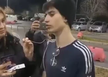 Σύγκρουση τρένων – Σοκαριστική μαρτυρία επιβάτη: «Έβγαλα όσους περισσότερους μπορούσα, ήταν ένα κοριτσάκι 6 μηνών, ευτυχώς βγήκε ζωντανό»