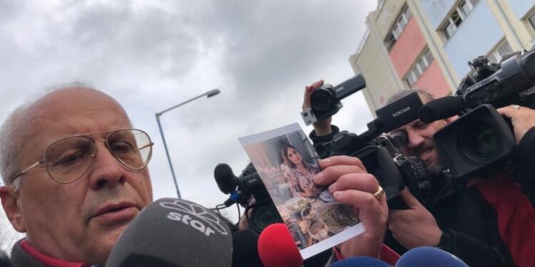 Λάρισα: Έκκληση από συγγενή για 24χρονη αγνοούμενη – Απεγνωσμένος δείχνει την φωτογραφία της κοπέλας (φωτο – βίντεο)