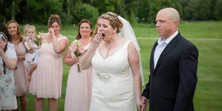 Σπαρακτικό: 40χρονη νύφη άφησε μια θέση κενή για το νεκρό γιο της – Όταν είδε ποιος εμφανίστηκε στο γάμο «κέρωσε»