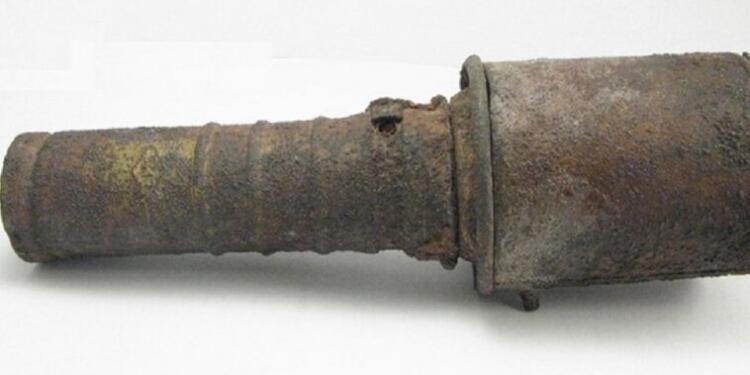 Τη χρησιμοποιούσε 25 χρόνια για να σπάει καρύδια και πάγωσε όταν έμαθε τι ήταν