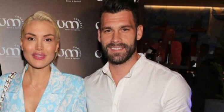 Η Παναγιώταρου έριξε άκυρο στον Σχίζα και ζει τον έρωτα της στην Αράχοβα