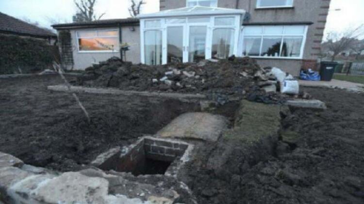 Ξεκίνησε να σκάβει τον κήπο του επειδή δεν μεγάλωνε το γκαζόν! Αυτό που βρήκε δεν το περίμενε!