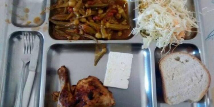 Τρίτη- Πέμπτη κοτόπουλο παντός είδους: 8 φαγητά του στρατού που αν τα πρόλαβες δεν θα τα ξεχάσεις ποτέ (Pics)