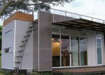 Νέα μόδα με τα μικρά σπίτια: 31 τ.μ, στο στήνουν σε ένα βράδυ, κοστίζει 7.500€ και χωράει δύο οικογένειες