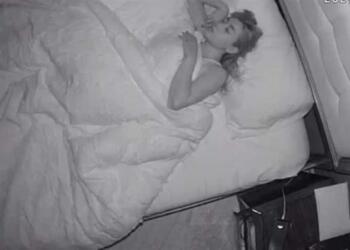 Είχε βάλει κρυφή κάμερα στο δωμάτιο της 25χρονης νταντάς για τον πιο αηδιαστικό λόγο – Μόλις εκείνη το κατάλαβε έφτασε ένα «βήμα» από την τραγωδία