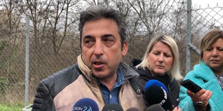 Πατέρας σε απόγνωση στη Λάρισα: Να το χαίρονται το τρενάκι του τρόμου – Μας ζητούν αναγνώριση από ρούχα, τατουάζ (φωτο – βίντεο)