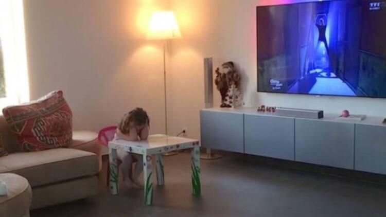 Πατέρας έβαλε κρυφή κάμερα για να παρακολουθεί την 4χρονη κόρη του – Αυτό όμως που κατέγραψε δεν το περίμενε με τίποτα (Video)