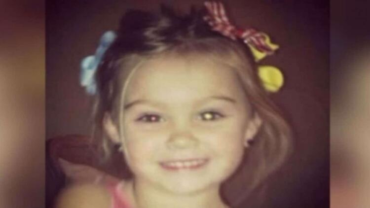 Αυτή η μητέρα δημοσίευσε μια φωτογραφίας της κόρης της – Δεν παρατήρησε όμως ότι κάτι πήγαινε λάθος