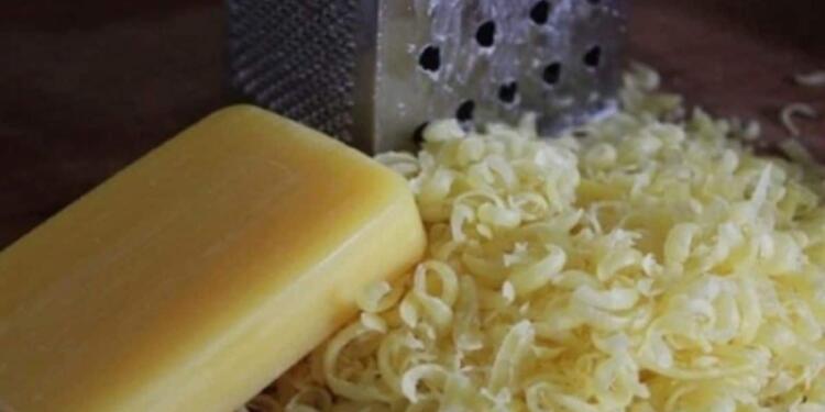 Φαίνεται σαν τριμμένο τυρί αλλα δεν είναι….Είναι όμως ένα απίστευτο κόλπο για να γλιτώσετε πολλά ευρώ…