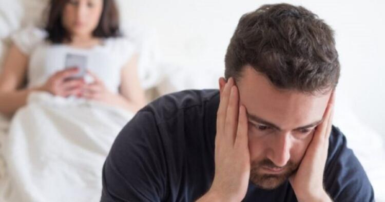 «Η σύντροφός μου απειλεί να με αφήσει επειδή δεν την ικανοποιώ σε3ουαλικά»