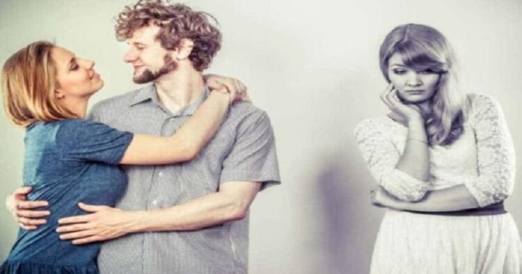 Η γυναίκα του, του ζήτησε να βγάλει για φαγητό μια άλλη γυναίκα. Μόλις του το ανακοίνωσε τα έχασε…