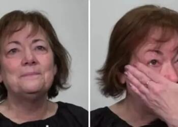 Χώρισε μετά από 44 χρόνια, ζήτησε από τον κομμωτή της να την κάνει αγνώριστη και τώρα δείχνει 20 χρόνια νεότερη