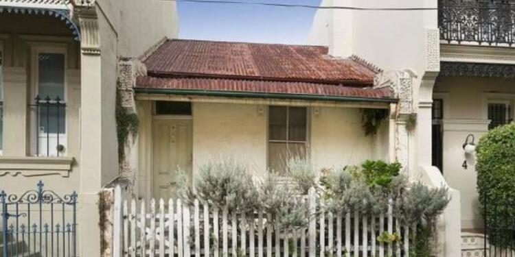 Ένα ακατοίκητο εδώ και 100 χρόνια σπίτι έκρυβε έναν θησαυρό