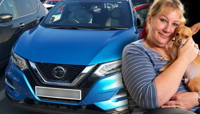 Πουλάει το αυτοκίνητο και χρησιμοποιεί τα χρήματα για να κάνει στον σκύλο της εγχείρηση καρδιάς