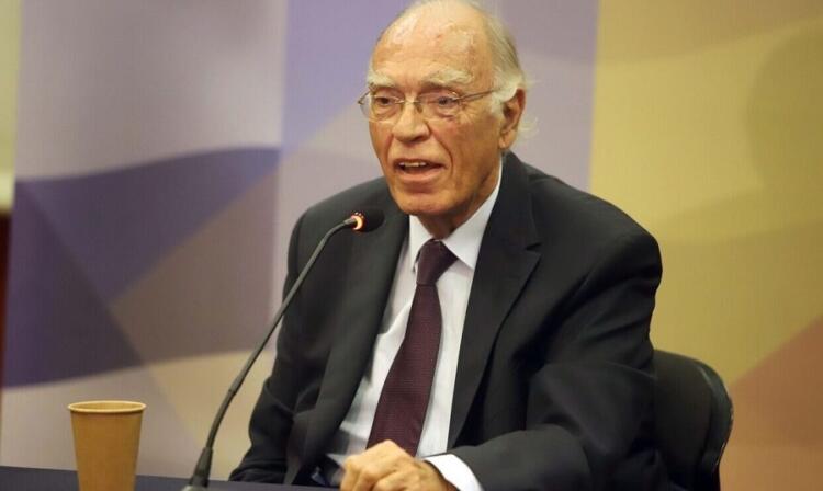 Βασίλης Λεβέντης: «Με φλερτάρουν οι γυναίκες, αλλά δεν είμαι σαν τον Γεωργούλη»