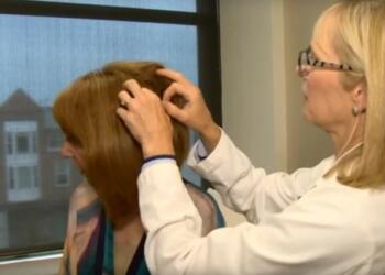 Η κομμώτριά της της μίλησε και της έσωσε τη ζωή. Σήμερα θα ήταν νεκρή