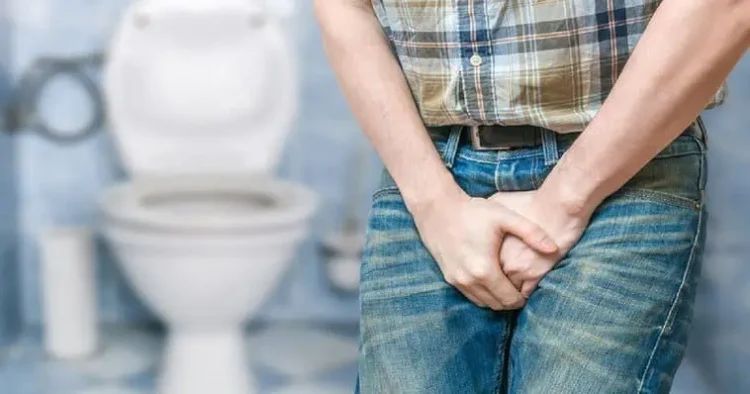 Δες ΤΙ Συμβαίνει στο Σώμα σας όταν Κρατάτε τα Ούρα σας για Ώρα, δεν θα το Ξανακάνετε…