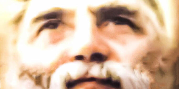 Δεν υπάρχει εξυπνότερος άνθρωπος από τον ελεήμονα, που δίδει γήϊνα, φθαρτά πράγματα και αγοράζει άφθαρτα, ουράνια