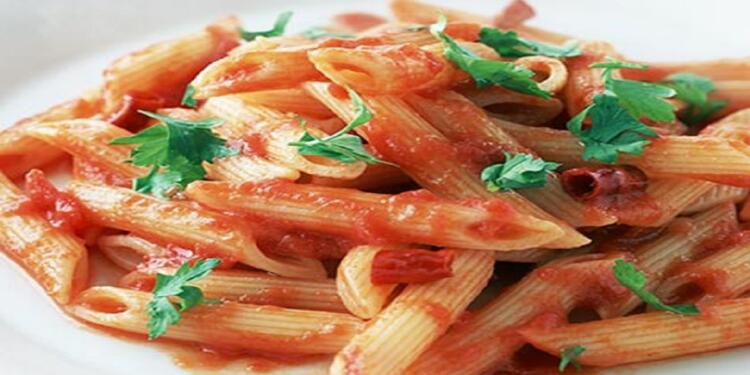 Πεντανόστιμη μακαρονάδα με σάλτσα πιπεριάς. Μοναστηριακή συνταγή.