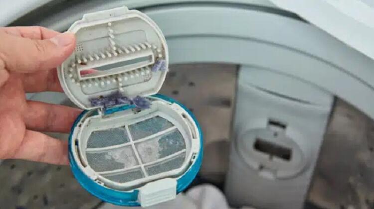 Tip: Πώς να αφαιρέσετε τα χνούδια από το πλυντήριο ρούχων;