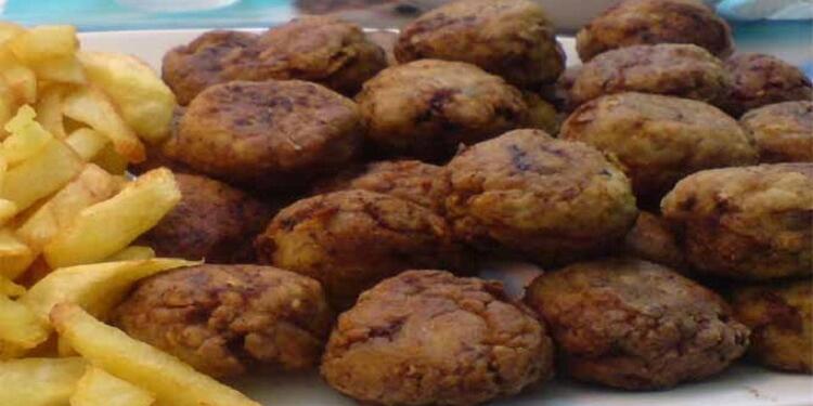 Δοκιμάστε τα κεφτεδάκια της γιαγιάς που μοσχομυρίζουν σε όλη τη γειτονιά!