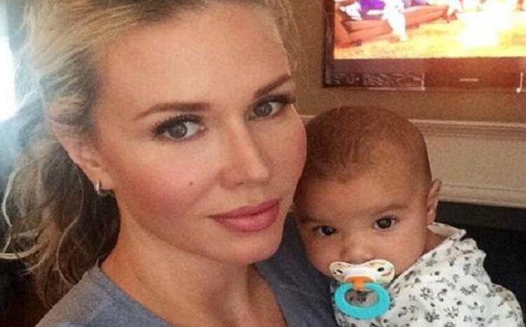 Μάνα Ηρωίδα: Έδωσε την τελευταία πνοή της στο μωρό της και το έκρυψε στην τουαλέτα