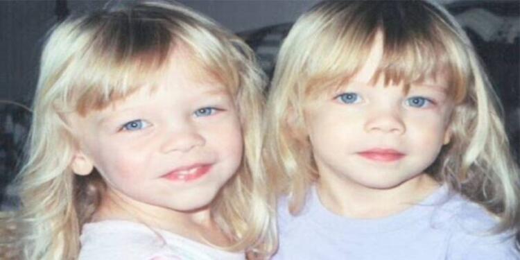 12 Χρόνια Αφού Γεννήθηκαν Τα Δίδυμα Κοριτσάκια Της, Η Μαμά Τους Αντιλήφθηκε Ότι Κάτι Δεν Πήγαινε Καθόλου Καλά