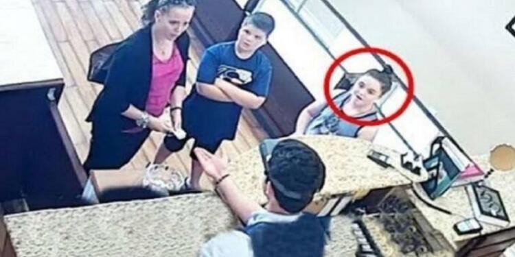 Χρειαζόταν Χρήματα Για Να Ταϊσει Τα Παιδιά Της! Πήγε Να Πουλήσει Το Δακτυλίδι Της Αλλά Ο Κοσμηματοπώλης… Δείτε Τι Έκανε!