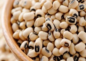 5 Λόγοι για να αρχίσεις σήμερα κιόλας να τρως μαυρομάτικα φασόλια!