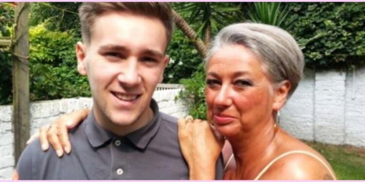 «Ο γιος μου πέθανε καθώς του μιλούσα στο τηλέφωνο, ενώ ο πατέρας του έκλαιγε – Δεν μπορούσα να τον βοηθήσω»