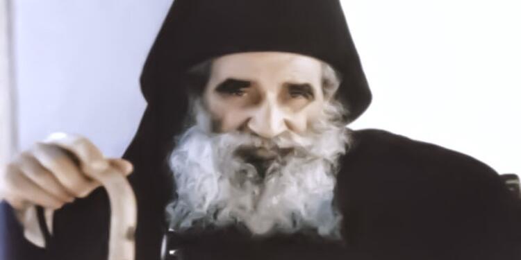 Το Θαύμα της Αγίας Ζώνης στον Όσιο Γέροντα Δανιήλ Κατουνακιώτη