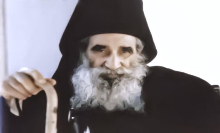 Το Θαύμα της Αγίας Ζώνης στον Όσιο Γέροντα Δανιήλ Κατουνακιώτη