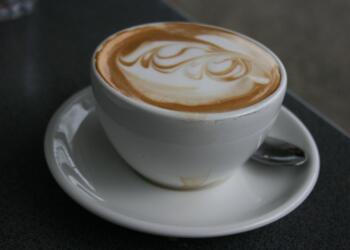 Πρόσθεσε στον καφέ σου αυτό το συστατικό για να αποκτήσεις επίπεδη κοιλιά