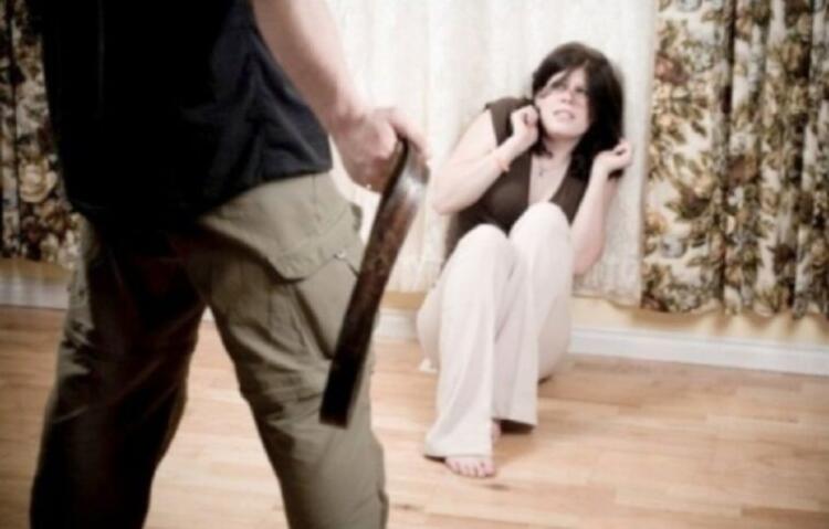 To λές και ΘΕΙΑ ΔΙΚΗ – Άντρας έπαθε ανακοπή την ώρα που έδερνε άγρια την σύντροφό του, μητέρα δύο παιδιών