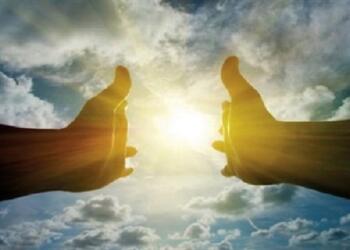 Στεναχωριούνται ή χαίρονται οι ψυχές που έχουν φύγει από αυτόν τον κόσμο; η απάντηση είναι..