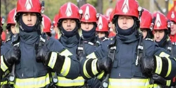 Έφτασε βοήθεια: Ρουμάνοι πυροσβέστες επιχειρούν στη φωτιά στο Ν. Κουβαρά