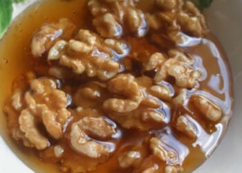 Καρύδια με μέλι: Απίστευτη φυσική θεραπεία – 6 λόγοι που είναι απαραίτητα για την υγεία σας